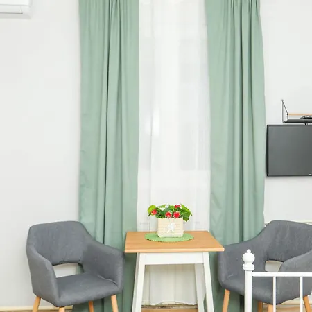 91 With Great Wi-fi And Free Parking Apartment