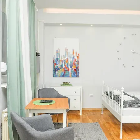 91 With Great Wi-fi And Free Parking Belgrade